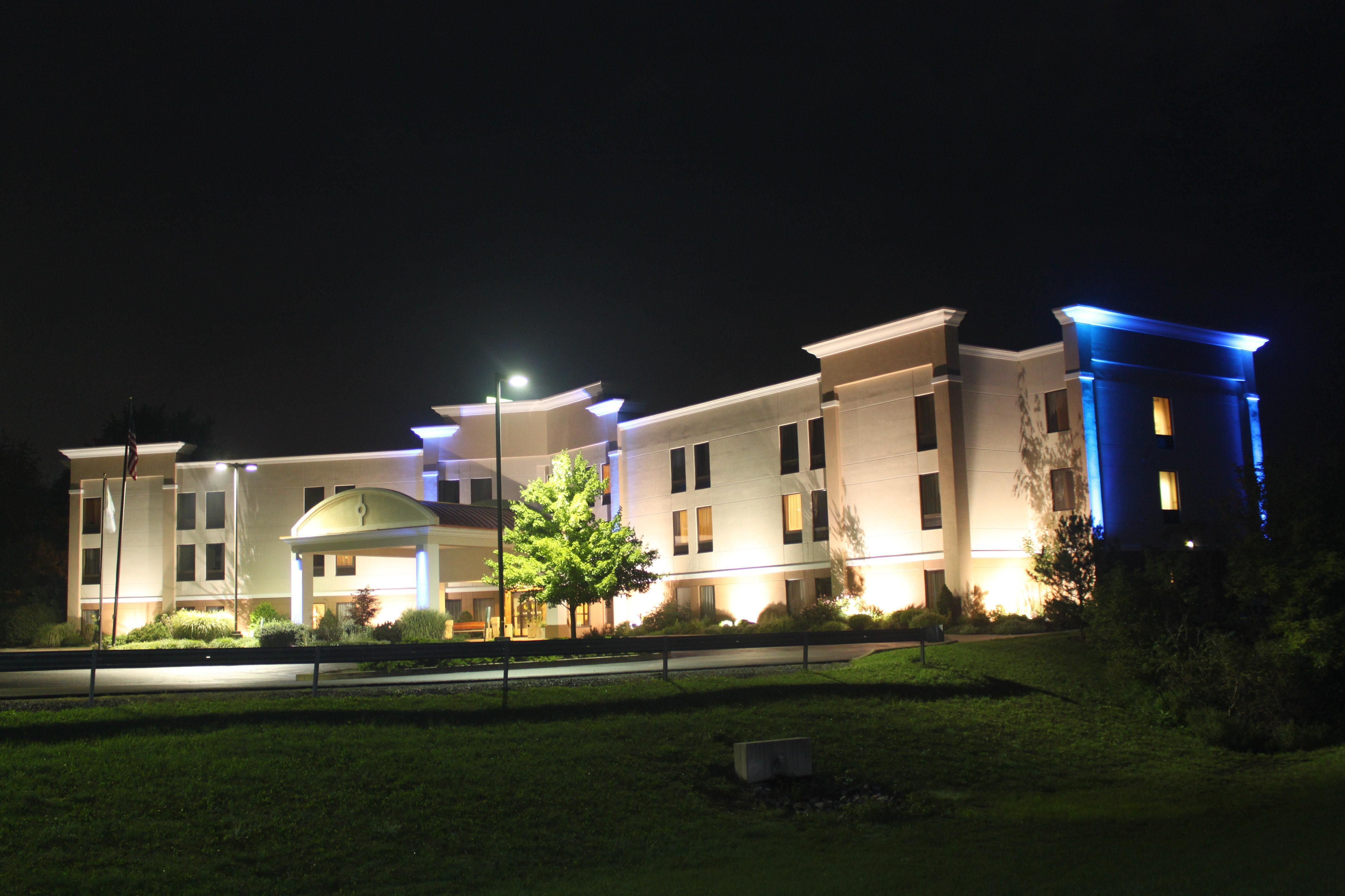 Holiday Inn Express Lewisburg - New Columbia By Ihg Exterior foto